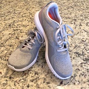 NIB Reebok Flexagon Force Ladies Size 10